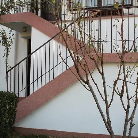 דירה Garden